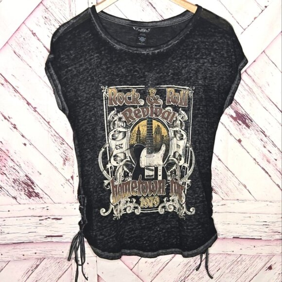 Wild Kiss Rock & Roll Revival Hometown Tour 1979 Tee - Picture 1 of 4